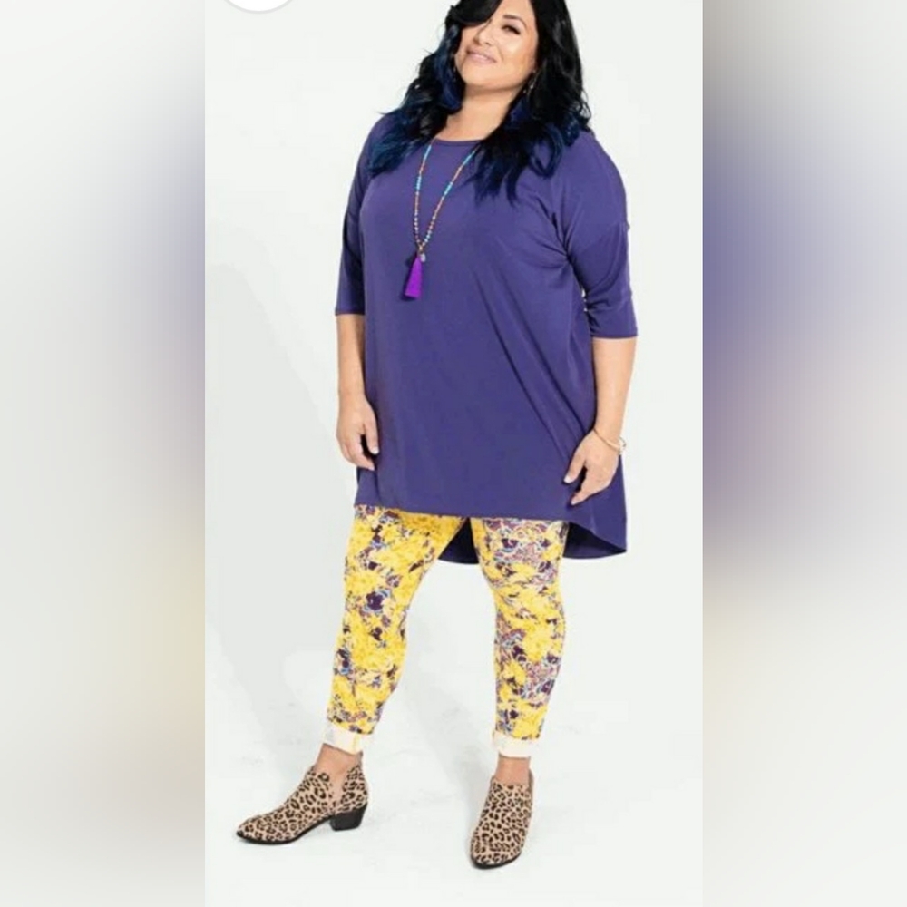 LuLaRoe NWT Irma High-Low S/s Tunic | S (6-8) | Light Heathered Mauve